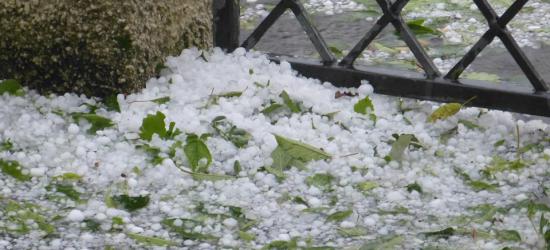 SANOK / BIESZCZADY: Drugi stopień zagrożenia wystąpienia burz z gradem!