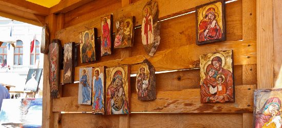 Na Rynku w Sanoku trwa Jarmark Ikon (ZDJĘCIA)