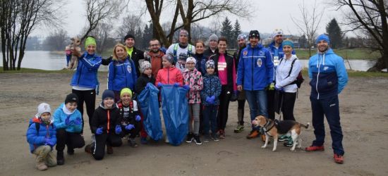 Ponad 300 kg śmieci! Posprzątali szlak na Orli Kamień (FOTO)