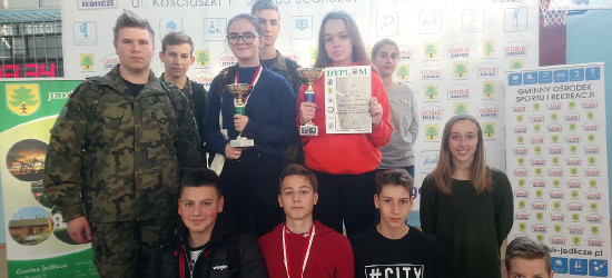 Udany start uczniów SP 1 w zawodach strzeleckich