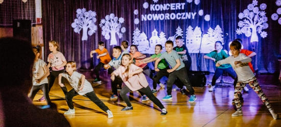 SANOK: Dzień Otwarty w SP9! Wyjątkowy Koncert Noworoczny (ZDJĘCIA)