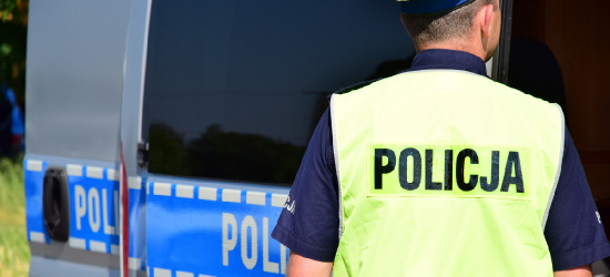 Awantura na drodze. 35-latek wybił szybę i pobił kierowcę! Kilka ciosów w głowę