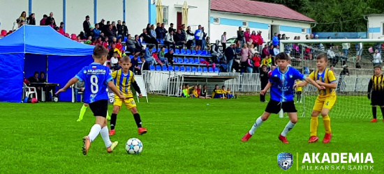 AKADEMIA PIŁKARSKA SANOK. Drużyna U-10 wygrywa Ligę Europy na Słowacji (FOTO)