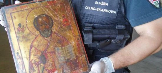Udaremniono przemyt zabytkowej ikony św. Mikołaja (ZDJĘCIA)