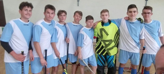 SP 3 najmocniejsze w półfinale wojewódzkim IMS chłopców w unihokeju (FOTO)