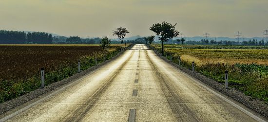 GMINA SANOK: Podpisano umowę na przebudowę drogi Mrzygłód-Zagródki-Końskie (ZDJĘCIA)