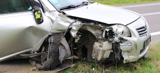 Czołówka podczas wyprzedzania. Dwie osoby w szpitalu. NOWE informacje i ZDJĘCIA