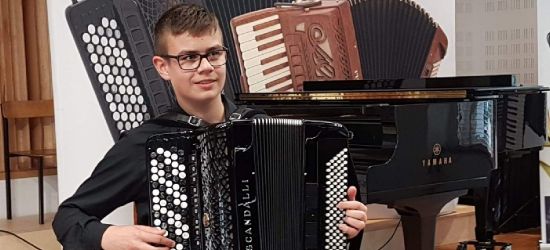 Świetne występy naszych uczniów. 8 złotych medali w jeden dzień! (ZDJĘCIA)