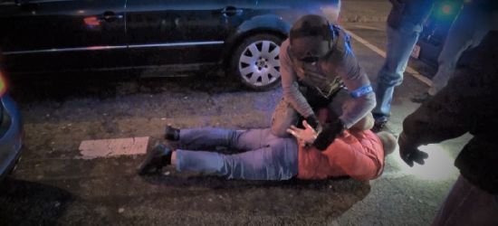 Organizowali nielegalne przerzuty ludzi z Azji do Europy. Grupa przestępcza rozbita (VIDEO)