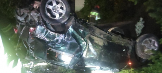 Wypadek w Grabownicy. Kobieta uderzyła w betonowy przepust (ZDJĘCIA)