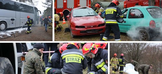 SANOK: Ewakuacja autobusu i szybka reakcja podczas wypadku (VIDEO, FOTO)