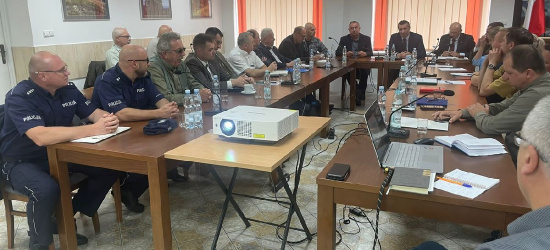 POWIAT LESKI. Aktywność dzikich zwierząt. Mieszkańcy zgłaszają zagrożenie