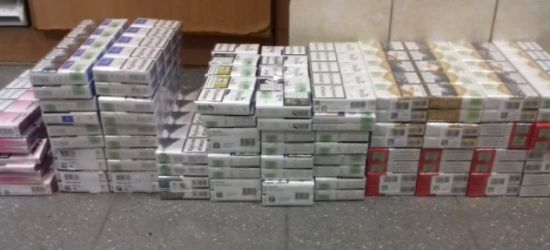 GRANICA: Papierosy ukryte w ścianach pojazdu