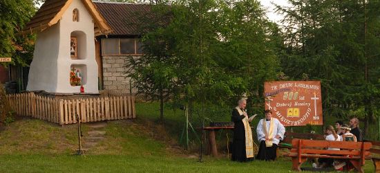 Ekumeniczna Majówka. Pieśń Wschodu i Zachodu przy zabytkowej kapliczce