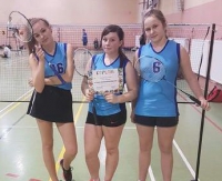 Badmintonistki Gimnazjum nr 4 w czołówce mistrzostw Podkarpacia (ZDJĘCIA)