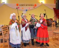 GMINA SANOK: „Herody”, muzyka w wykonaniu kapel ludowych i fantastyczna atmosfera. Tak świętowali seniorzy (ZDJĘCIA)