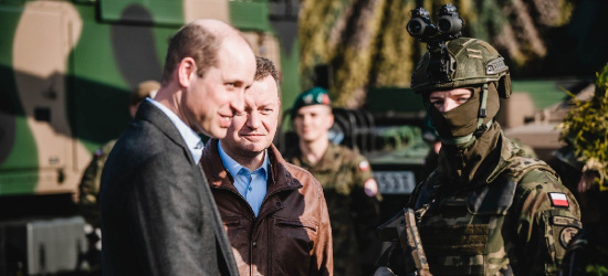 Książę William spotkał się z Terytorialsami (ZDJĘCIA)