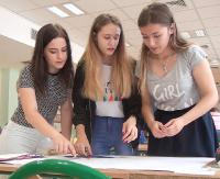 Nauka przez zabawę i zdrową rywalizację. English Day w zagórskim gimnazjum (FILM)