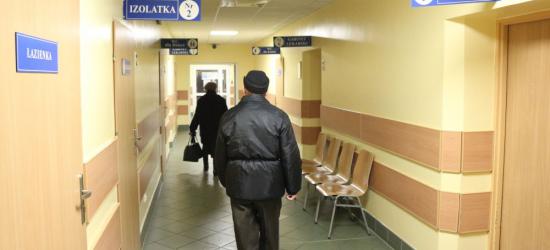 17 – latek ukradł „malucha” i wjechał do rowu. Był pijany