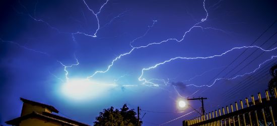 UWAGA! Kolejne ostrzeżenia przed burzami z gradem. Temperatura do 33 stopni C