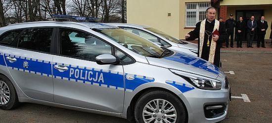 Pomogły samorządy. Dwa nowe radiowozy dla sanockiej Policji (ZDJĘCIA)