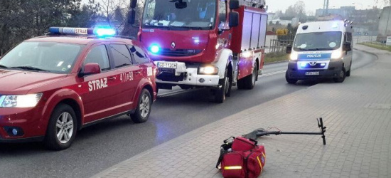 13-latek na hulajnodze wjechał wprost pod samochód