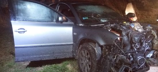 TYRAWA: Wypadek. 2 osoby zakleszczone. „W aucie dziecko” (ZDJĘCIA)
