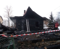 Wszystko stracili w pożarze. GOPS chce im pomóc stanąć na nogi (ZDJĘCIA)