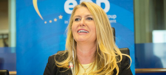Elżbieta Łukacijewska: „Będzie więcej pieniędzy dla Podkarpacia”!