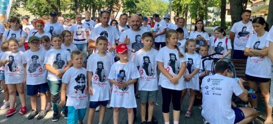 LESKO: Bieg „Tropem Wilczym” upamiętniający Żołnierzy Wyklętych! (FOTO)