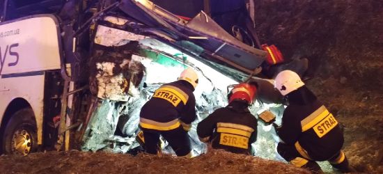 Strażak po służbie pomagał rannym w wypadku autokaru na A4 (ZDJĘCIA)