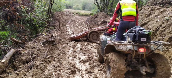 BIESZCZADY: Ekstremalne warunki podczas akcji GOPR! (FOTO)