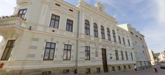 Debaty przed II turą nie będzie! Matuszewski dyskutował z burmistrzem Ustrzyk Dolnych oraz kandydatem z Leska