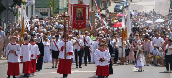 BOŻE CIAŁO: Ulicami Sanoka przejdzie uroczysta procesja (VIDEO)