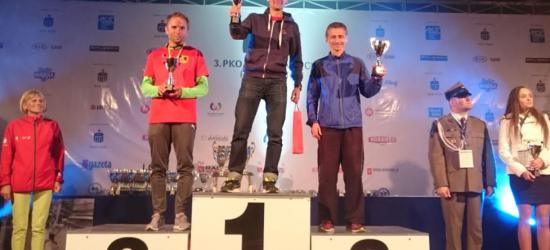 Reprezentuje Sanok w Niemczech, Czechach i na Słowacji. Kramarz wciąż na fali