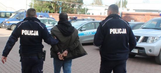 Pobili i okradli 55-latka. Poważne obrażenia głowy (FOTO)