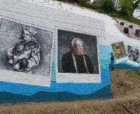 Największy sanocki mural odsłania kolejne tajemnice (ZDJĘCIA)