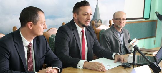 SANOK: Koszty utrzymania dworca, baseny, współpraca z mediami (VIDEO)