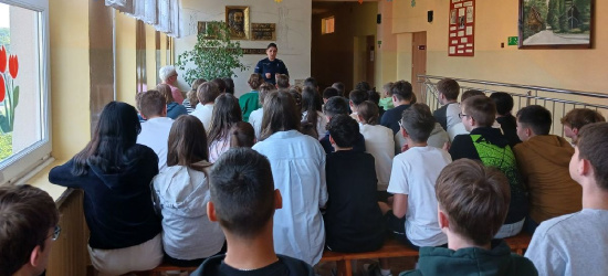 Z młodzieżą o konsekwencjach prawnych hejtu i przemocy rówieśniczej