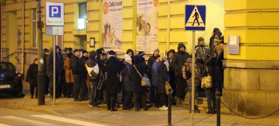 AKTUALIZACJA / RESTRUKTURYZACJA BANKU: Oświadczenie Komisji Nadzoru Finansowego