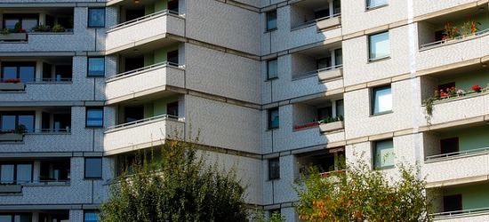 Nowa metoda OSZUSTÓW! Oszukali 86-letnią kobietę