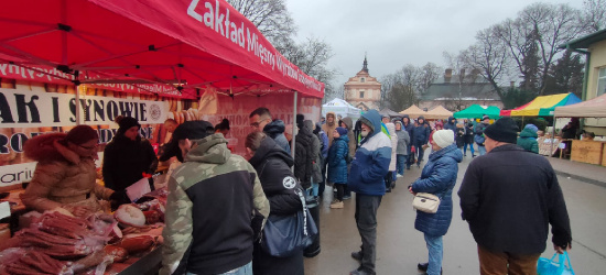 Zapach i atmosfera świąt. Podkarpacki Bazarek Świąteczny (VIDEO, ZDJĘCIA)