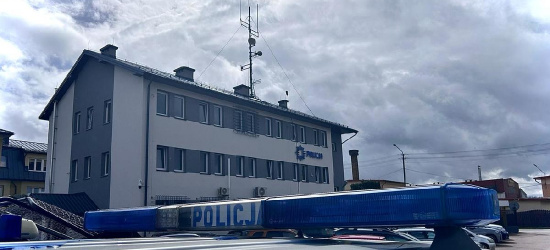 PRZYSIETNICA: Bał się mandatu, więc uciekał przed policją