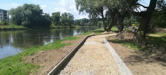 SANOK: Powstaje ścieżka rowerowa nad Sanem. Zobacz, gdzie dokładnie (ZDJĘCIA)