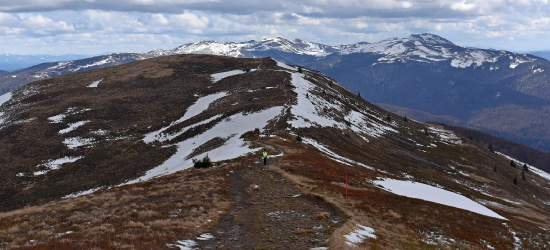 BIESZCZADY: Wiosna ciągle ,,w poczekalni” (ZDJĘCIA)