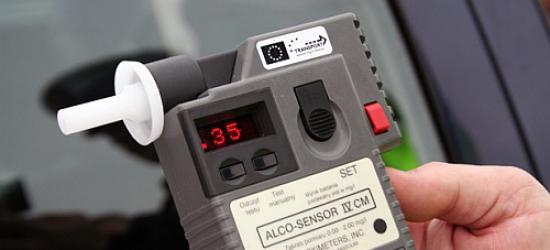 Pijany i bez uprawnień uciekał przed policją ulicami Brzozowa