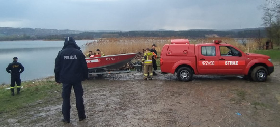 Trwają poszukiwania 29-latka, który wypadł ze skutera do wody (FOTO)