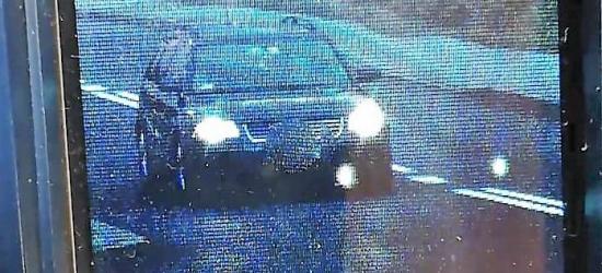 Pędził 147 km/h w obszarze zabudowanym! Pożegnał się z „prawkiem” (FOTO)