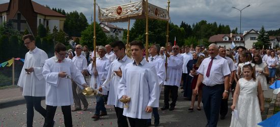 Procesja Bożego Ciała w Zagórzu (ZDJĘCIA)