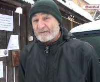 „Starostwo powiatowe – przykładem skrajnej niekompetencji, nieudolności i nieposzanowania prawa”. Mieszkaniec Sanoka podjął obywatelski protest (FILM)